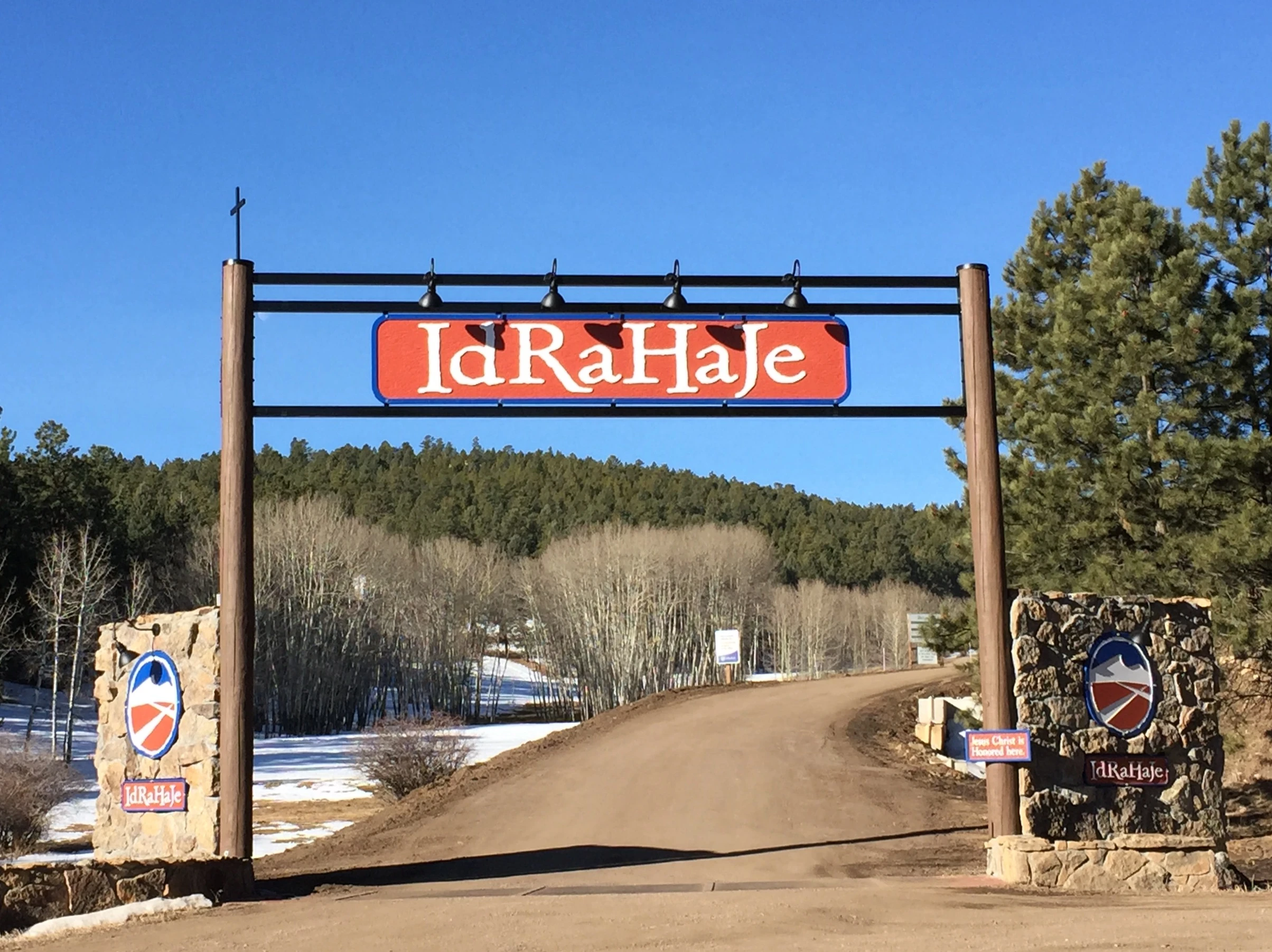 Camp IdRaHaJe in Colorado on May 12, 2025, field a lawsuit against the state government over a state rule allowing males who identify as girls to be given access to girls’ showers, dressing areas, and sleeping facilities.?w=200&h=150